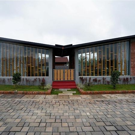 Hotel Sixth Element Kushālnagar Esterno foto