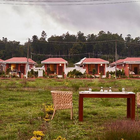 Hotel Sixth Element Kushālnagar Esterno foto