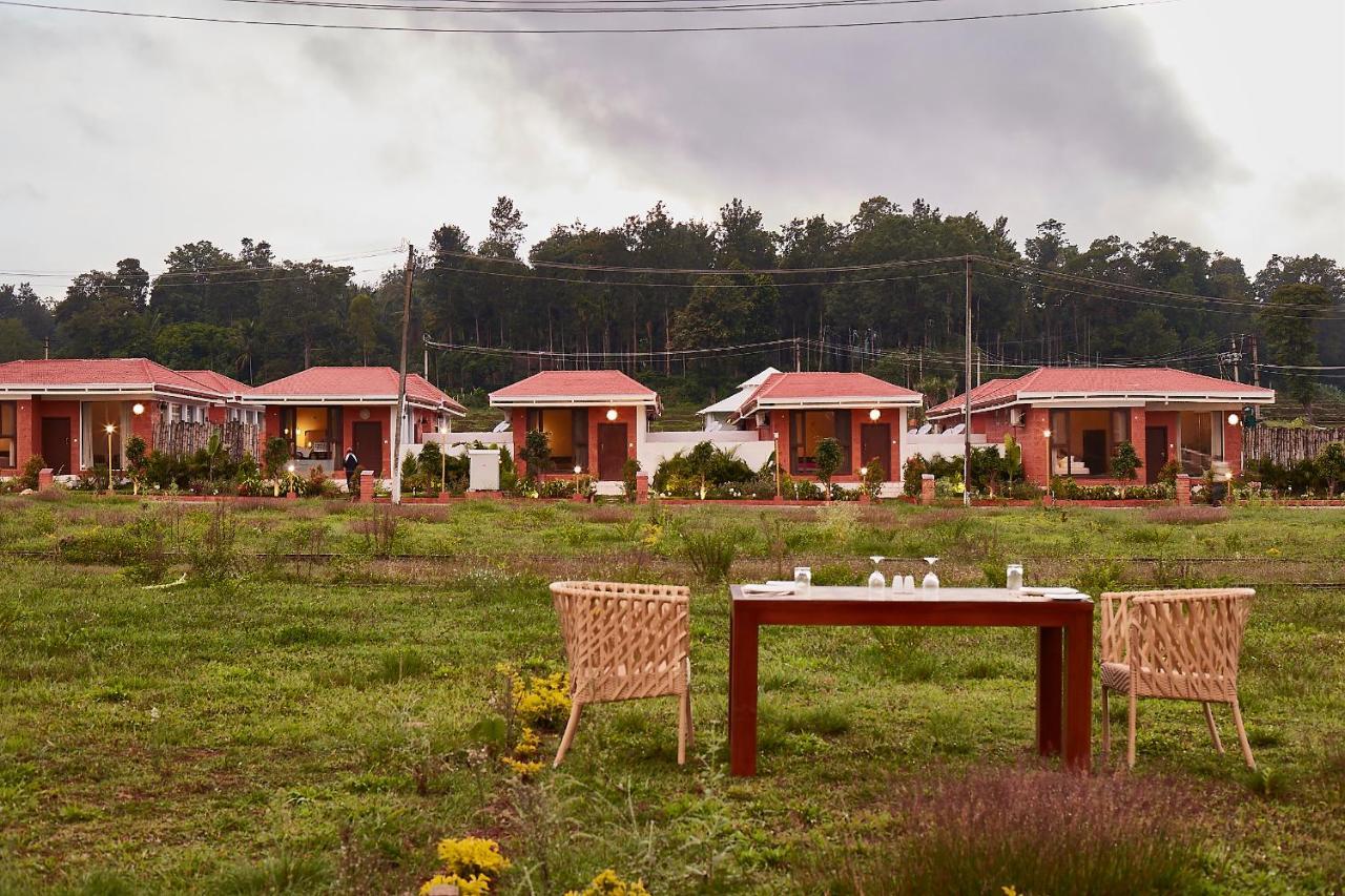 Hotel Sixth Element Kushālnagar Esterno foto