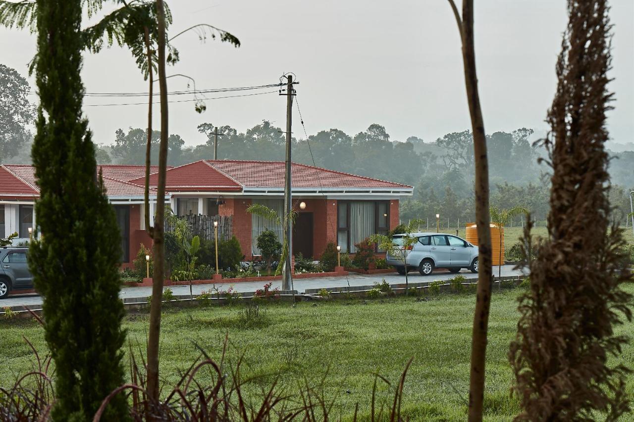 Hotel Sixth Element Kushālnagar Esterno foto