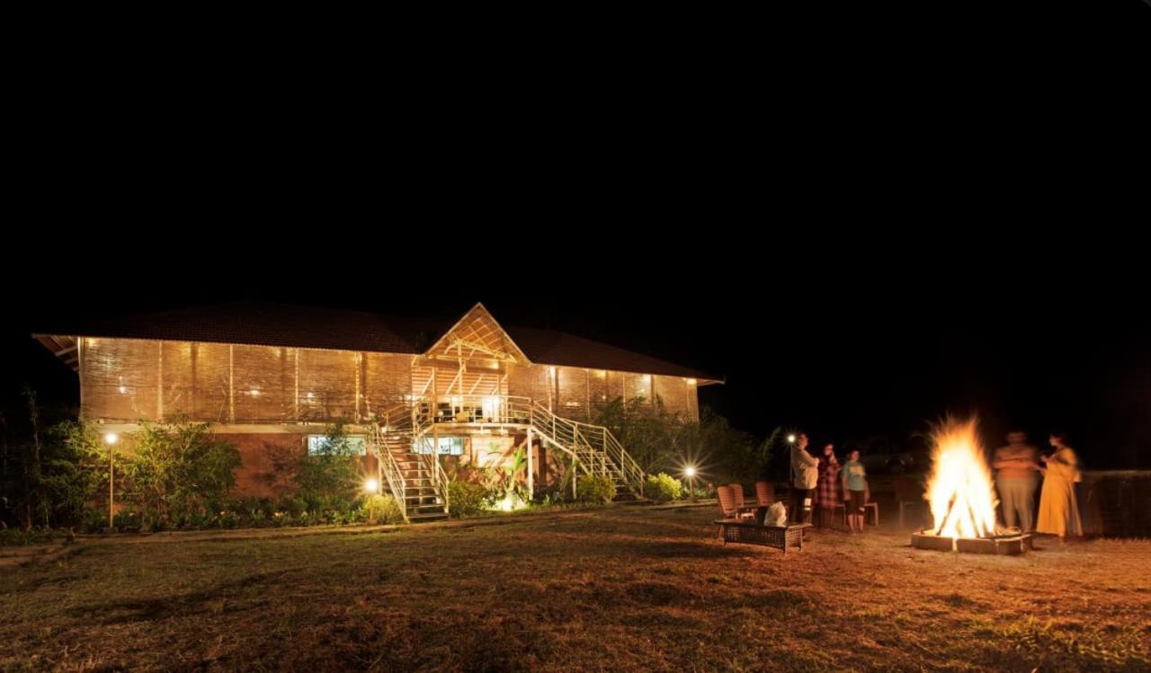 Hotel Sixth Element Kushālnagar Esterno foto